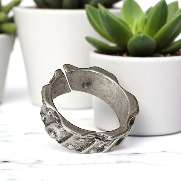 5 For $25💫Trendy Modish Silver Ring - Picture 6 of 6